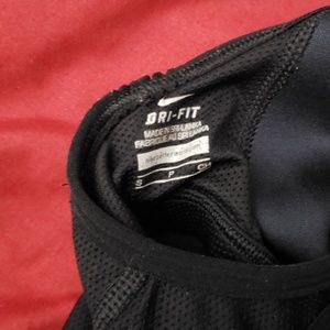 Nike Tops - Nike Dri-fit work out top Nike Tops - Nike Dri-fit work out top